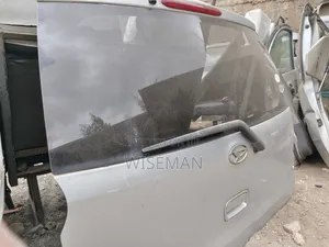 Daihatsu Mira Boot Lid