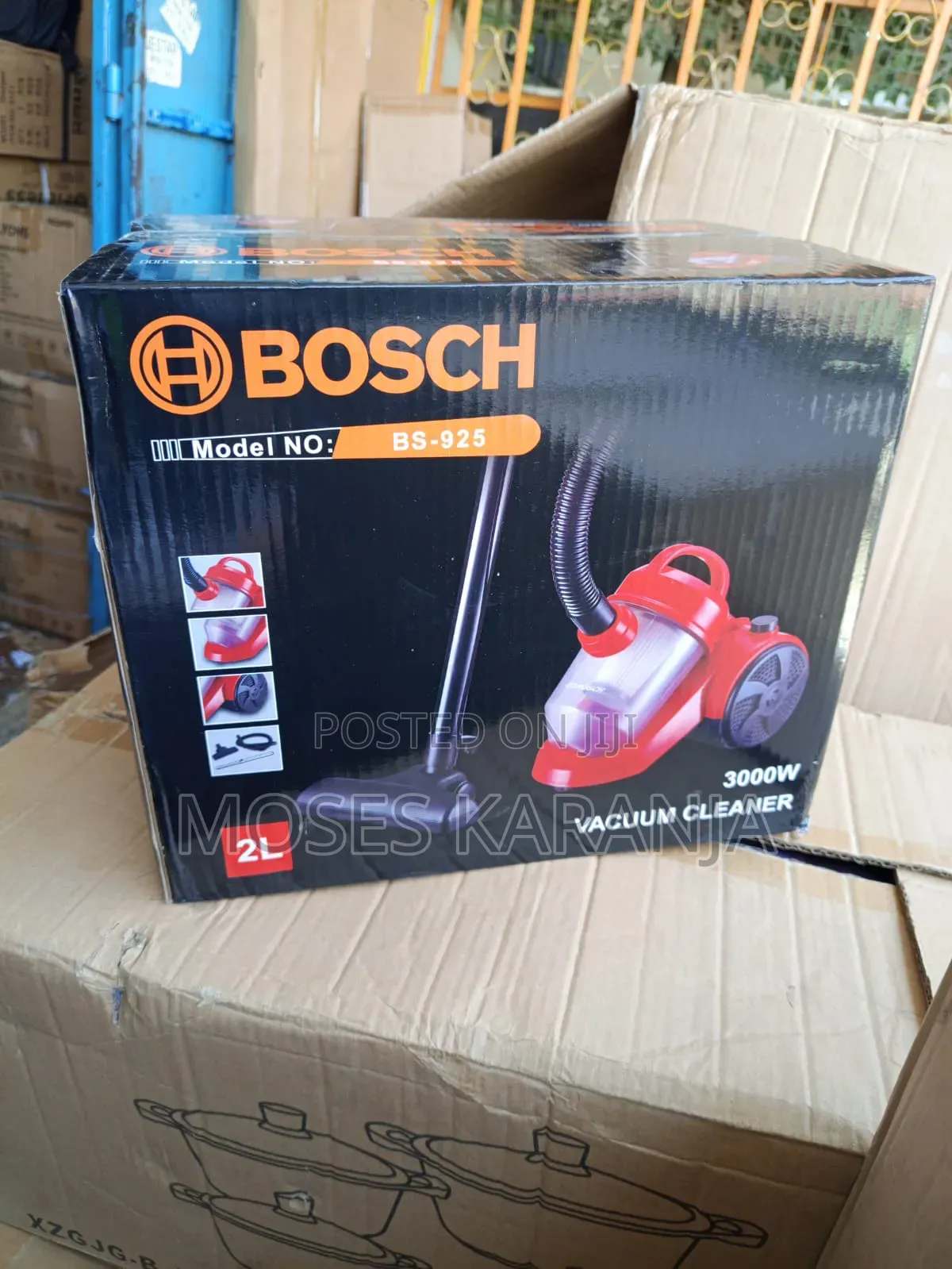 Bosch BS-925 2L High-Power Vacuum Cleaner