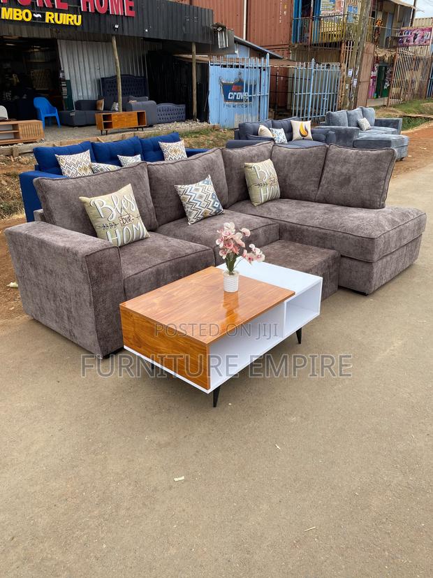 6‐Seater L‐Shaped Brown Sofa With Cushions