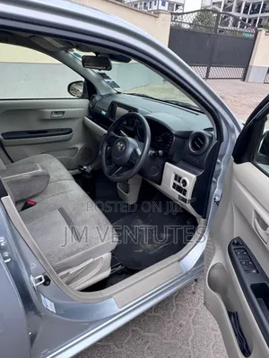 Toyota Passo 2019 Silver