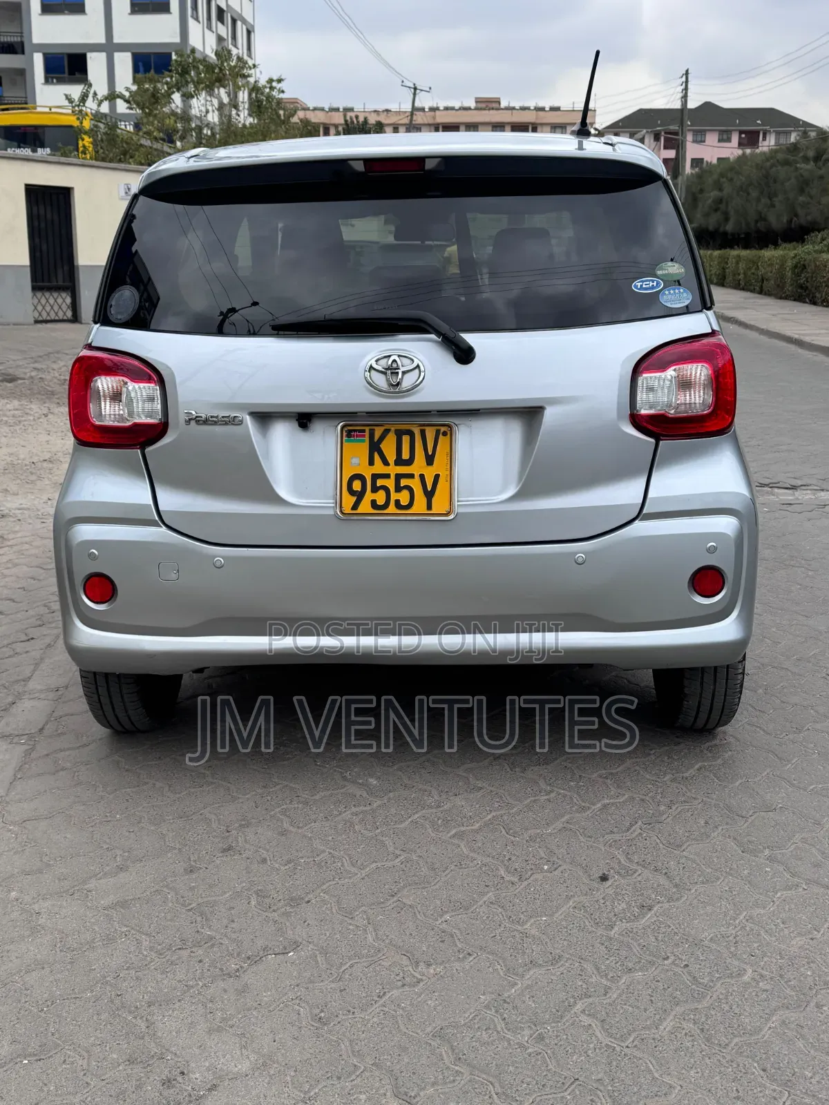 Toyota Passo 2019 Silver