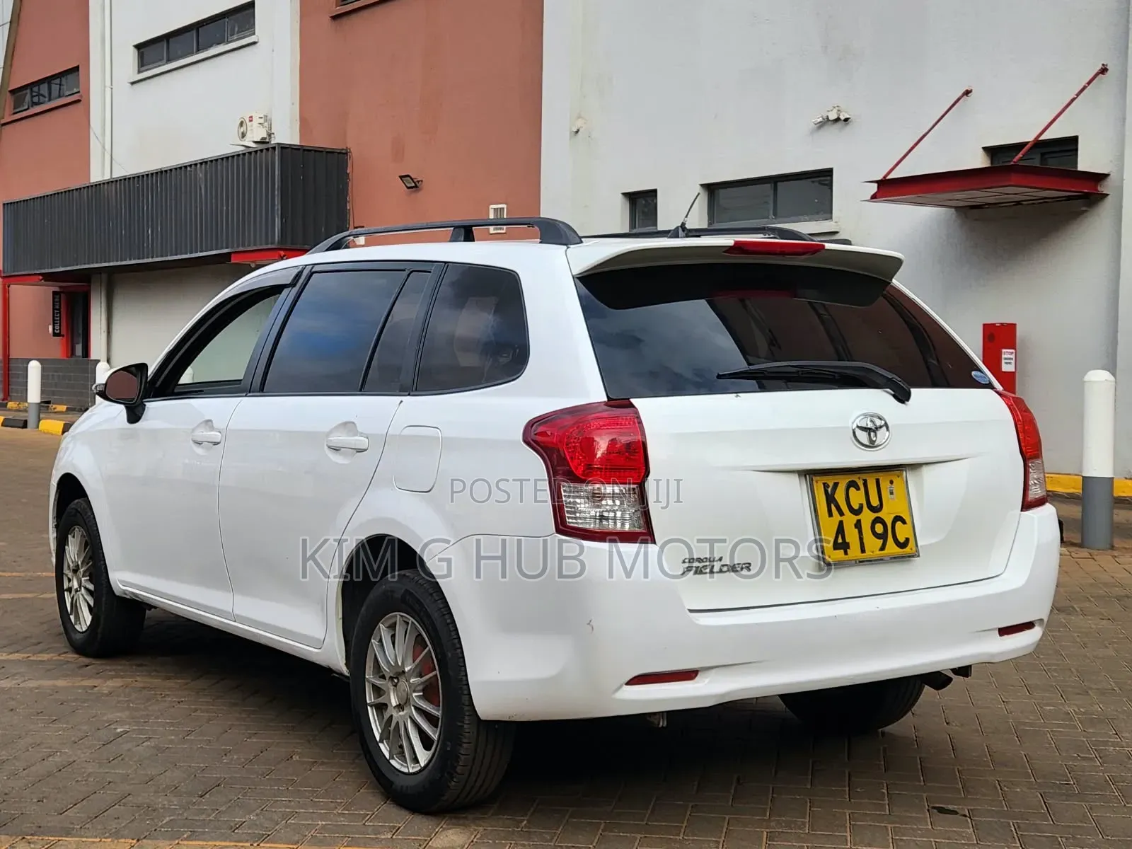 Toyota Corolla Fielder 1.5 Petrol FWD 2013 White
