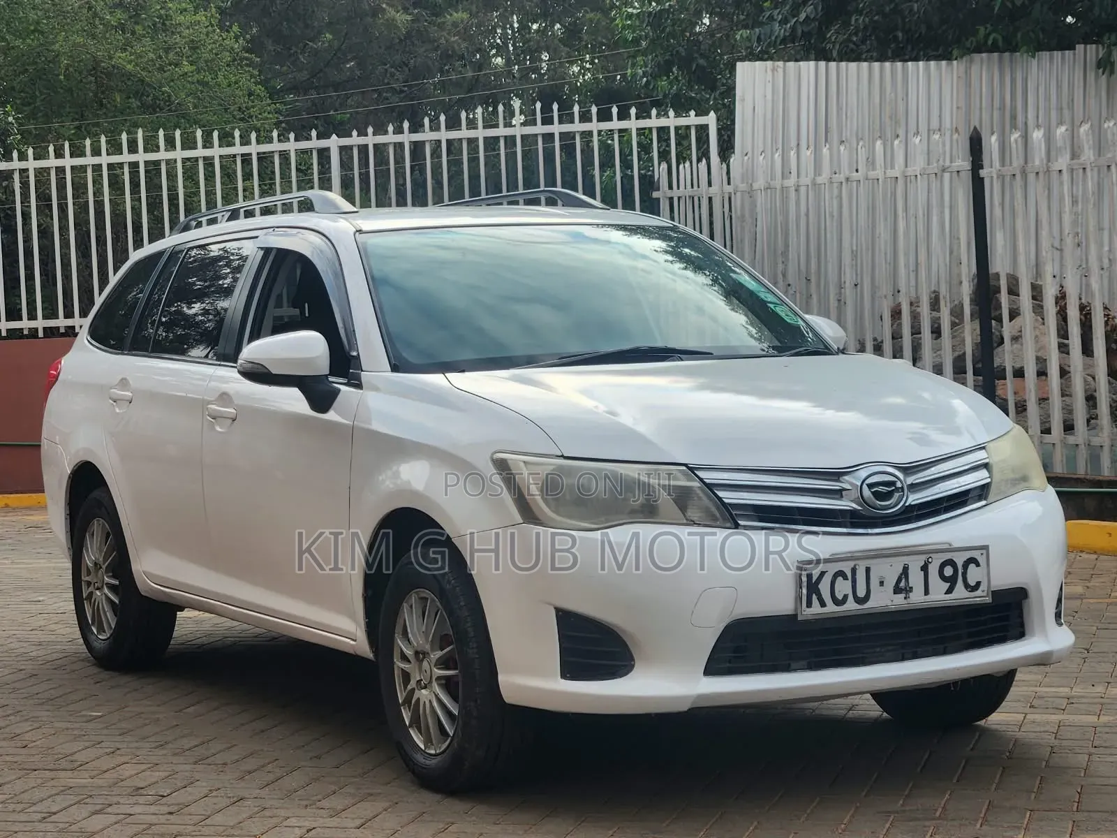 Toyota Corolla Fielder 1.5 Petrol FWD 2013 White