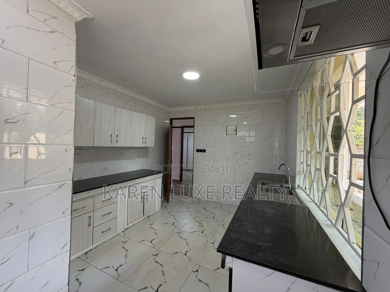 4bdrm Mansion in Karen for rent