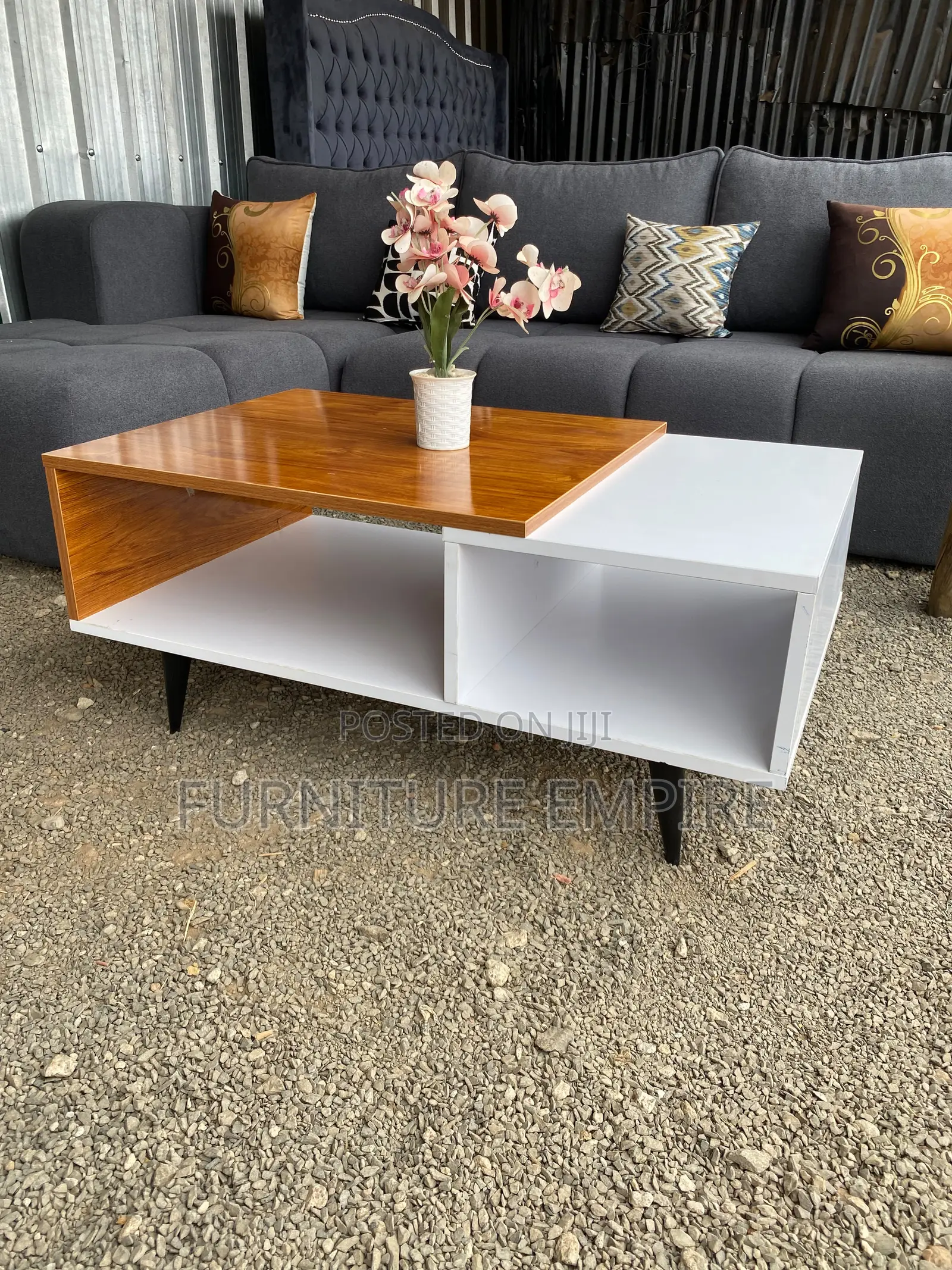 Modern Wooden Coffee Table With Storage