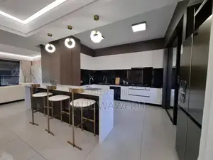 5bdrm Apartment in Hurlingham for sale