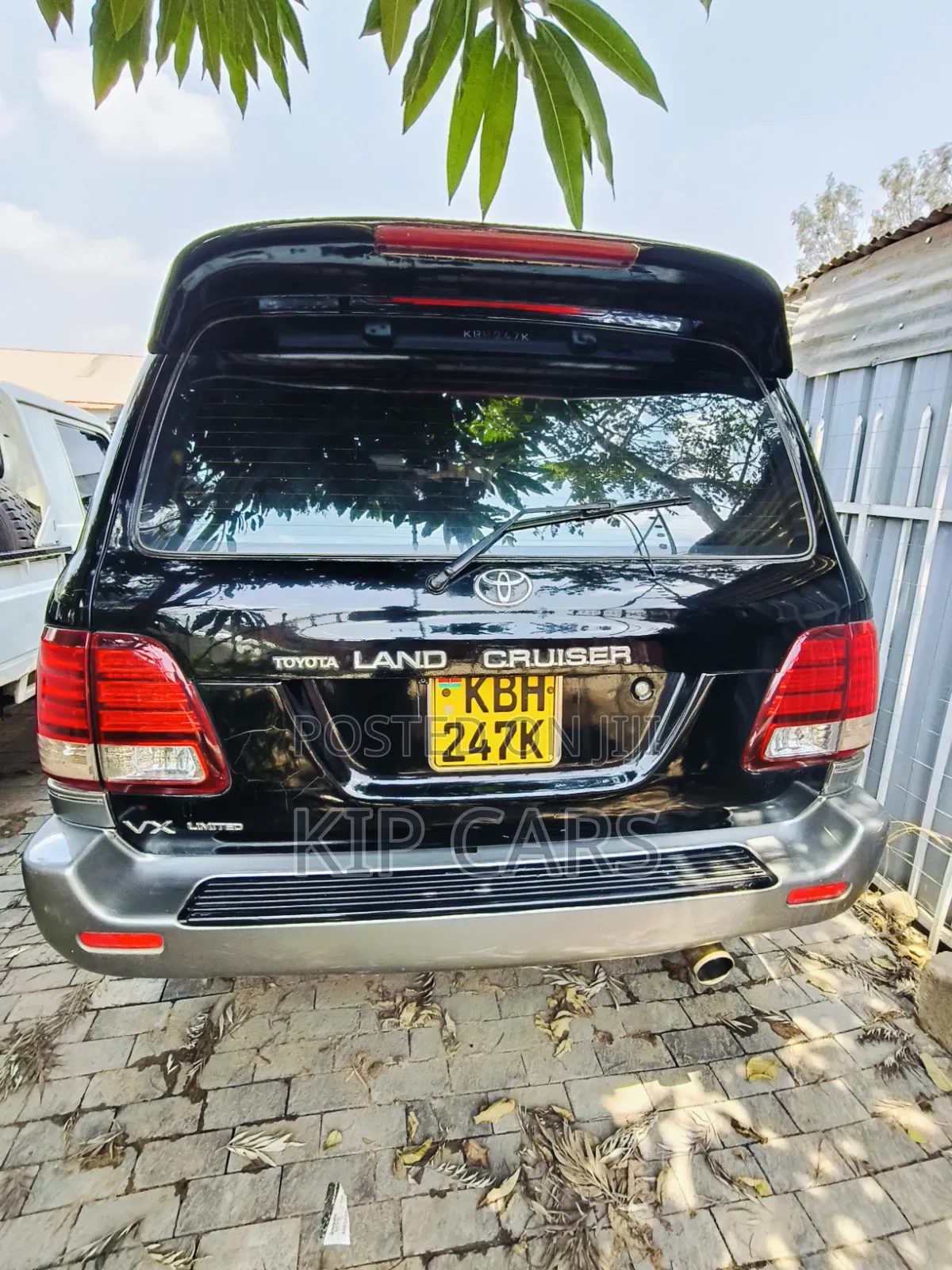 Toyota Land Cruiser 2003 Black