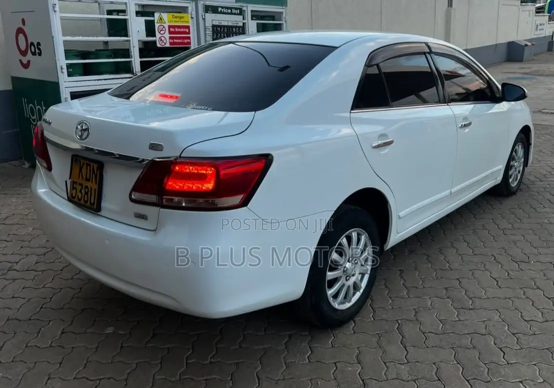 Toyota Premio 2017 White