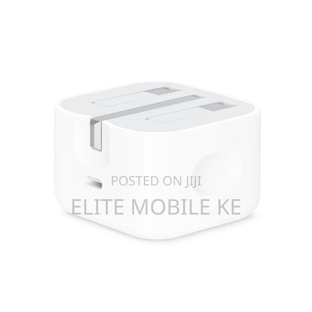 Apple 20W USB-C Power Adapter