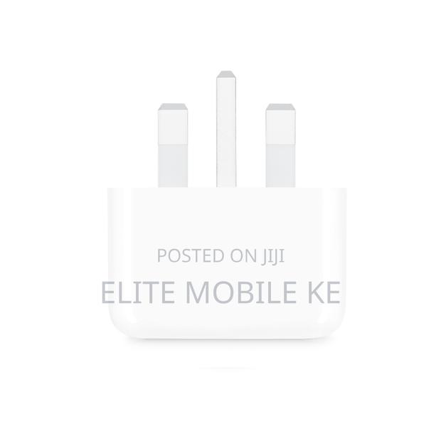 Apple 20W USB-C Power Adapter - thumbnail 3