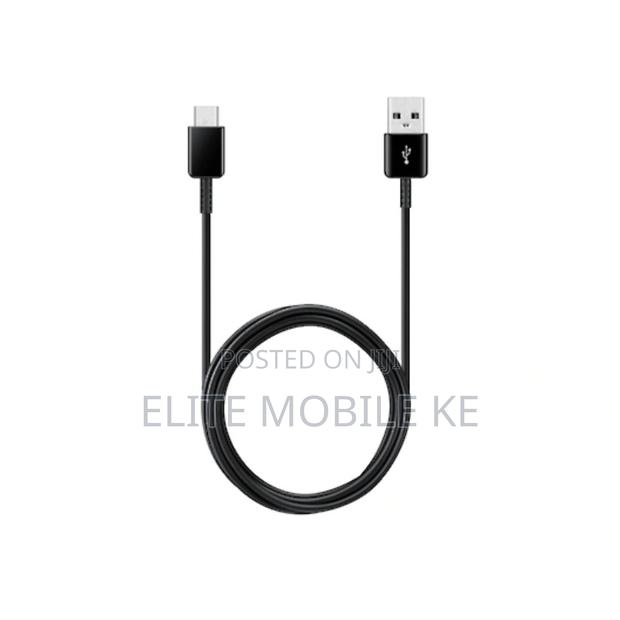Samsung USB to Type-C Fast charger - main view
