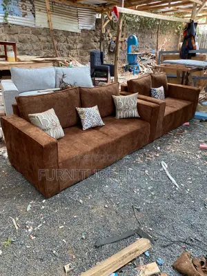 5‐Seater 3+2 Brown Sofa Set With Cushions