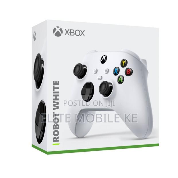 Xbox Wireless Controller - thumbnail 3