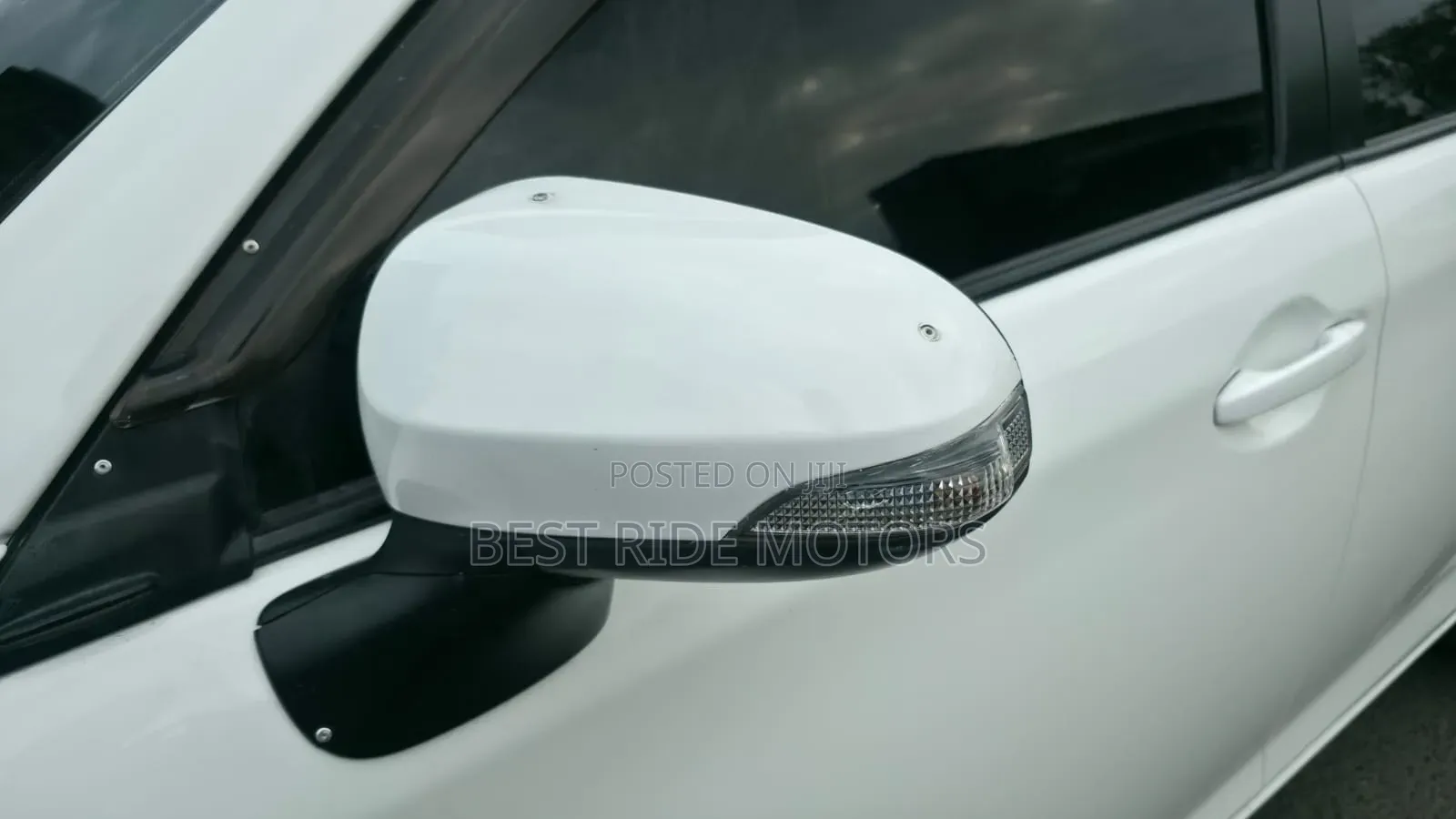 Toyota Corolla Fielder 1.5 Petrol FWD 2016 White