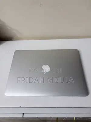 Laptop Apple MacBook Air 256GB Intel Core i5 SSD 1.5T