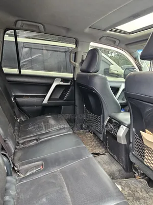 Toyota Land Cruiser Prado 2018 White