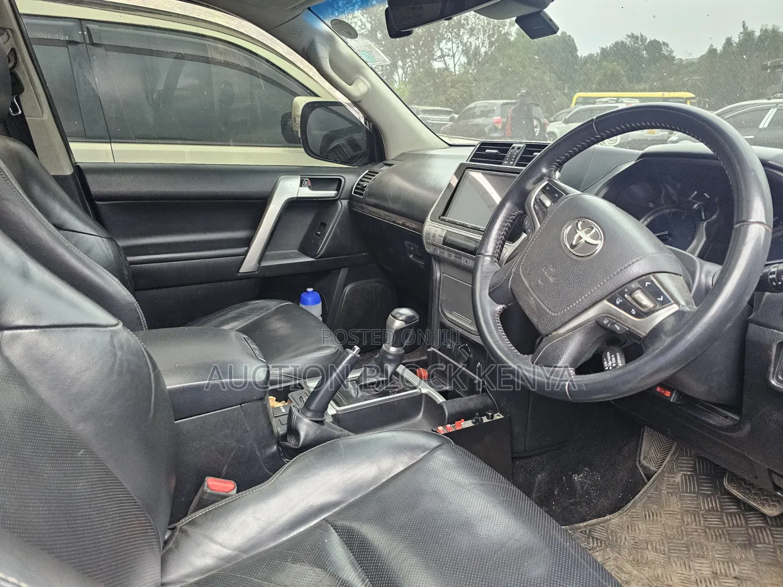 Toyota Land Cruiser Prado 2018 White