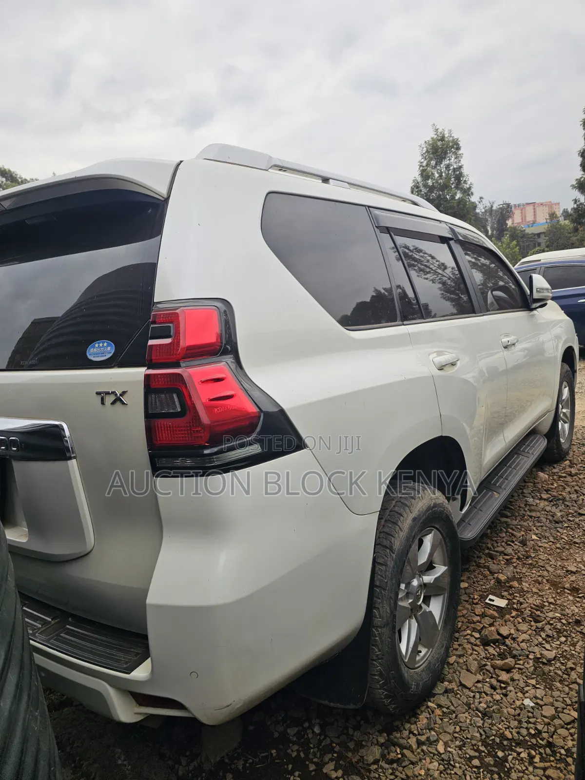 Toyota Land Cruiser Prado 2018 White