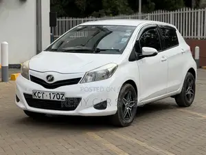 Toyota Vitz 2012 White