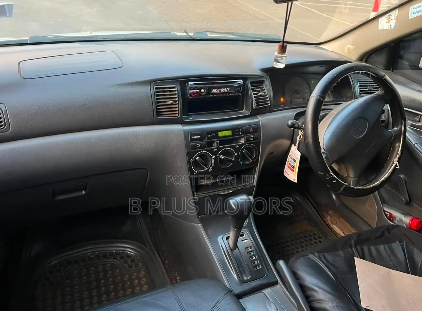 Toyota Corolla 2007 White