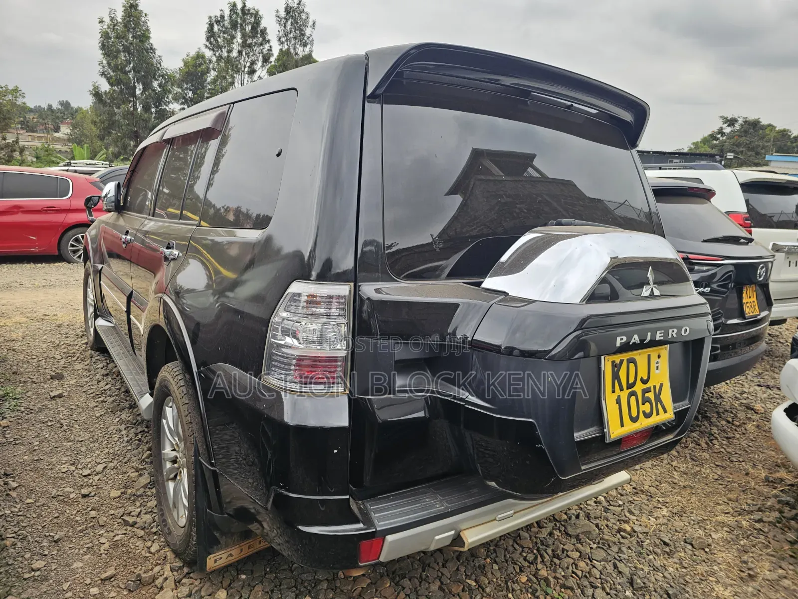 Mitsubishi Pajero 2018 Black