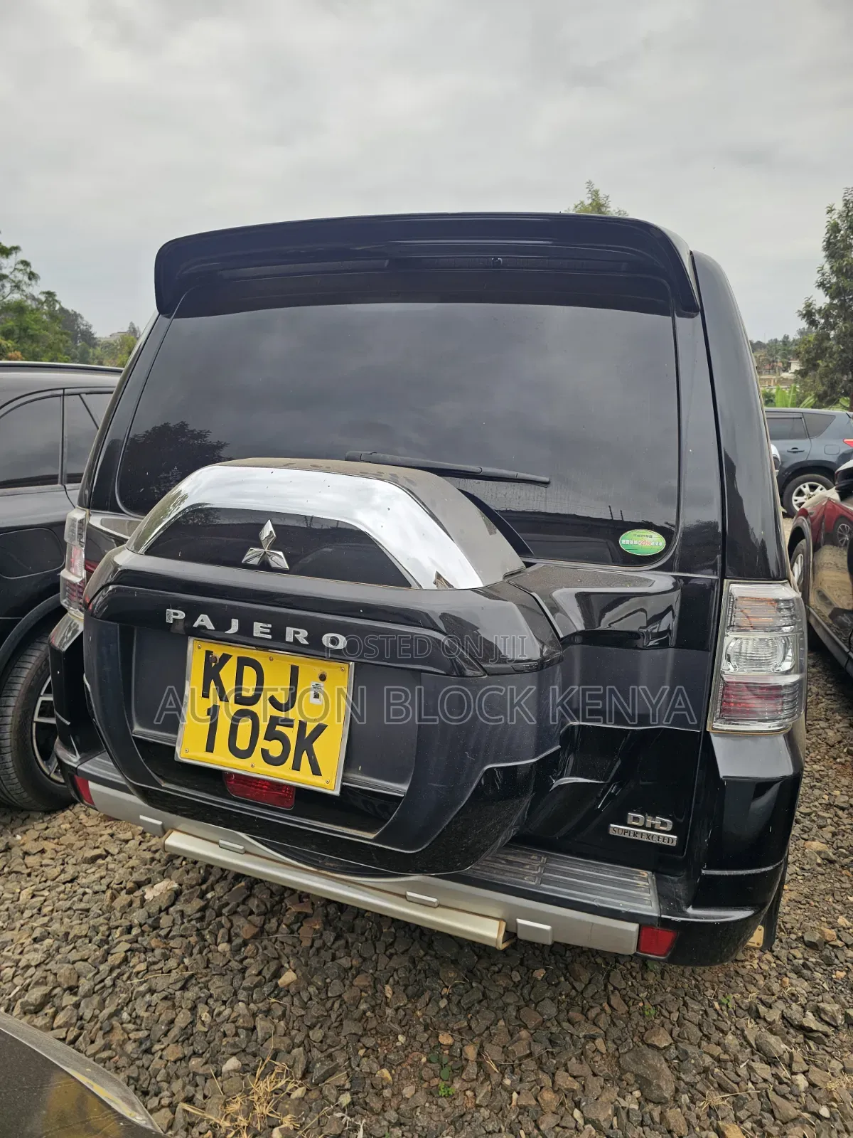 Mitsubishi Pajero 2018 Black