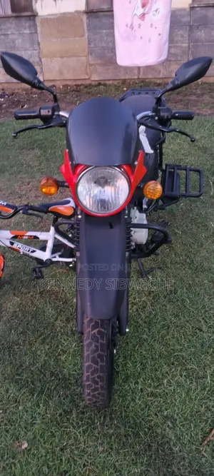 Bajaj Boxer 2022 Red