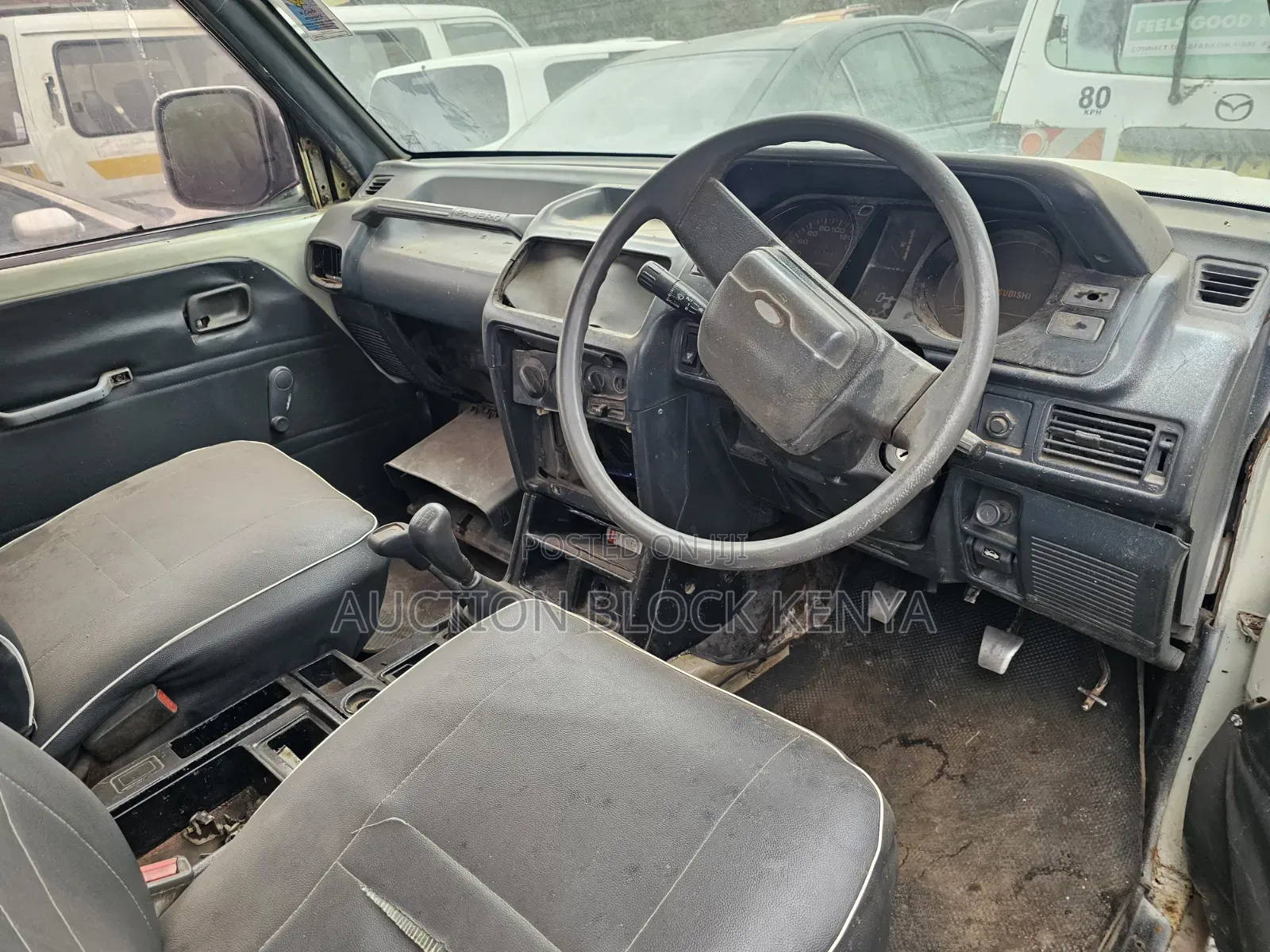 Mitsubishi Pajero 1994 White