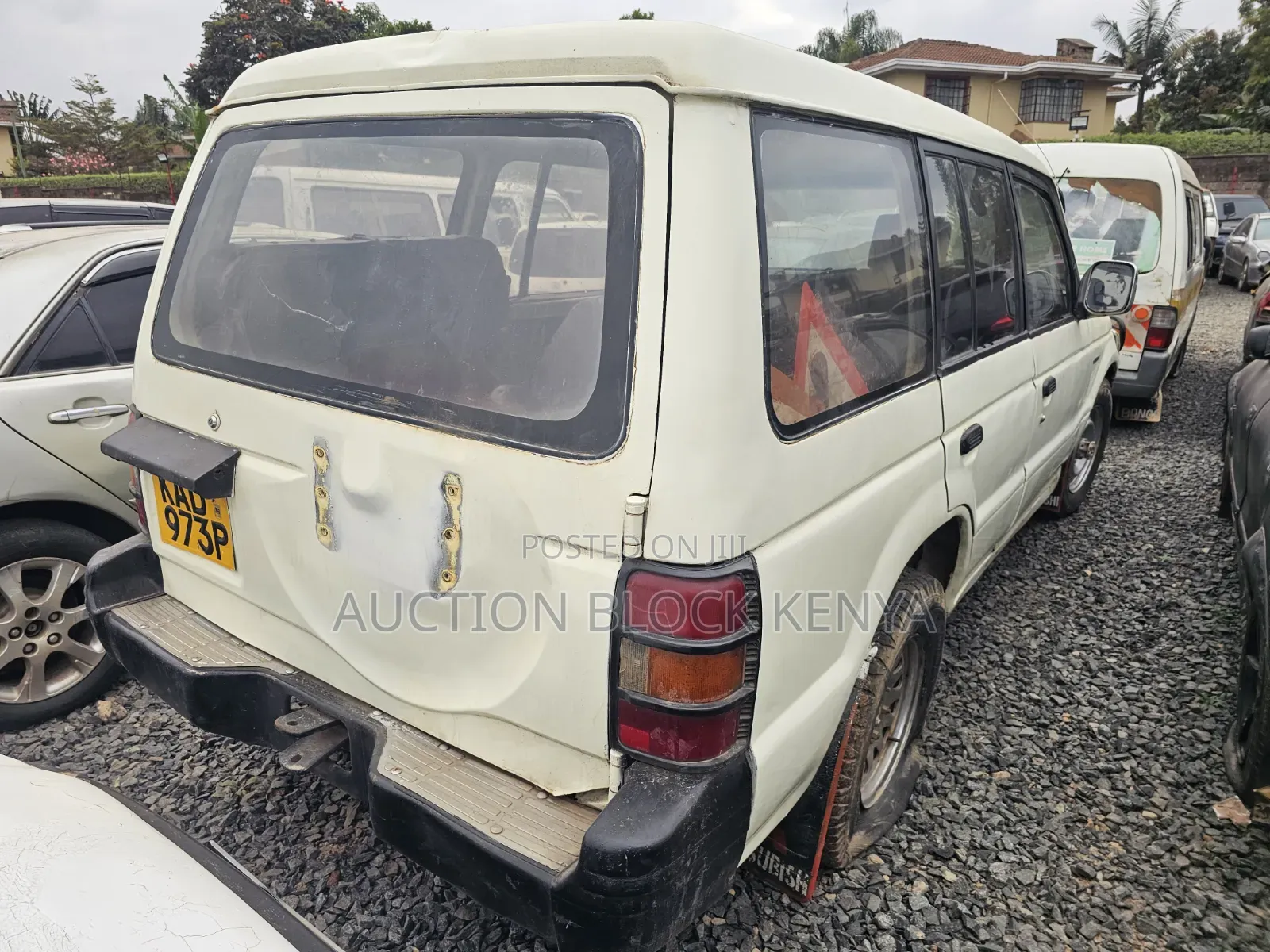 Mitsubishi Pajero 1994 White