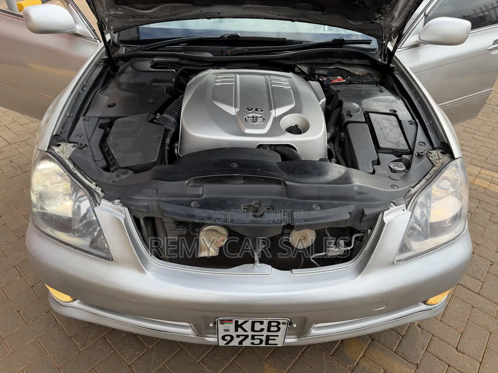 Toyota Crown 2008 Silver