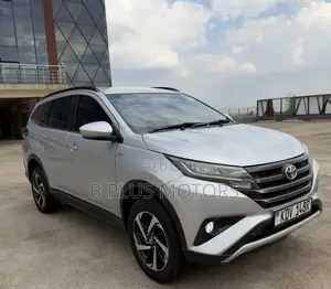 Toyota Rush 2019 Silver