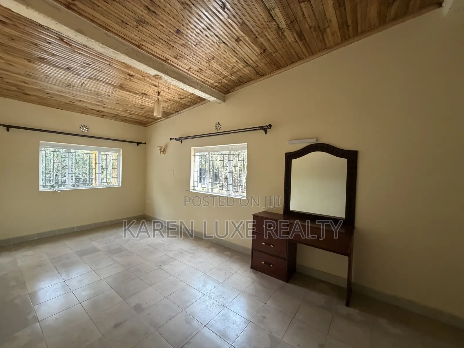 4bdrm Bungalow in Karen for rent