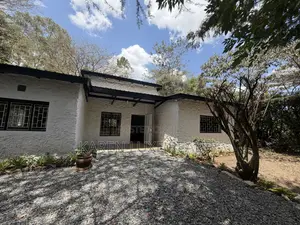 4bdrm Bungalow in Karen for rent