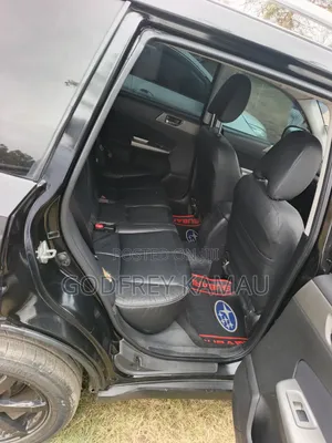 Subaru Forester 2010 Black