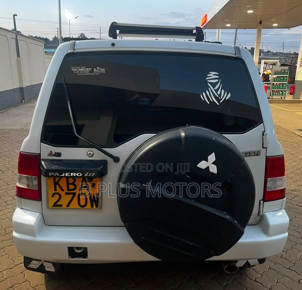 Mitsubishi Pajero 2006 White