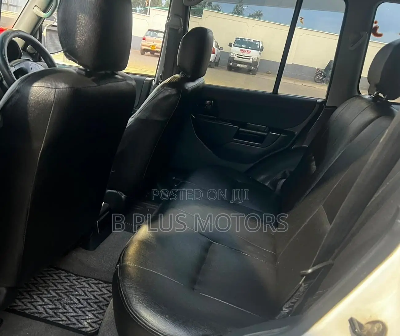 Mitsubishi Pajero 2006 White