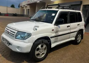 Mitsubishi Pajero 2006 White