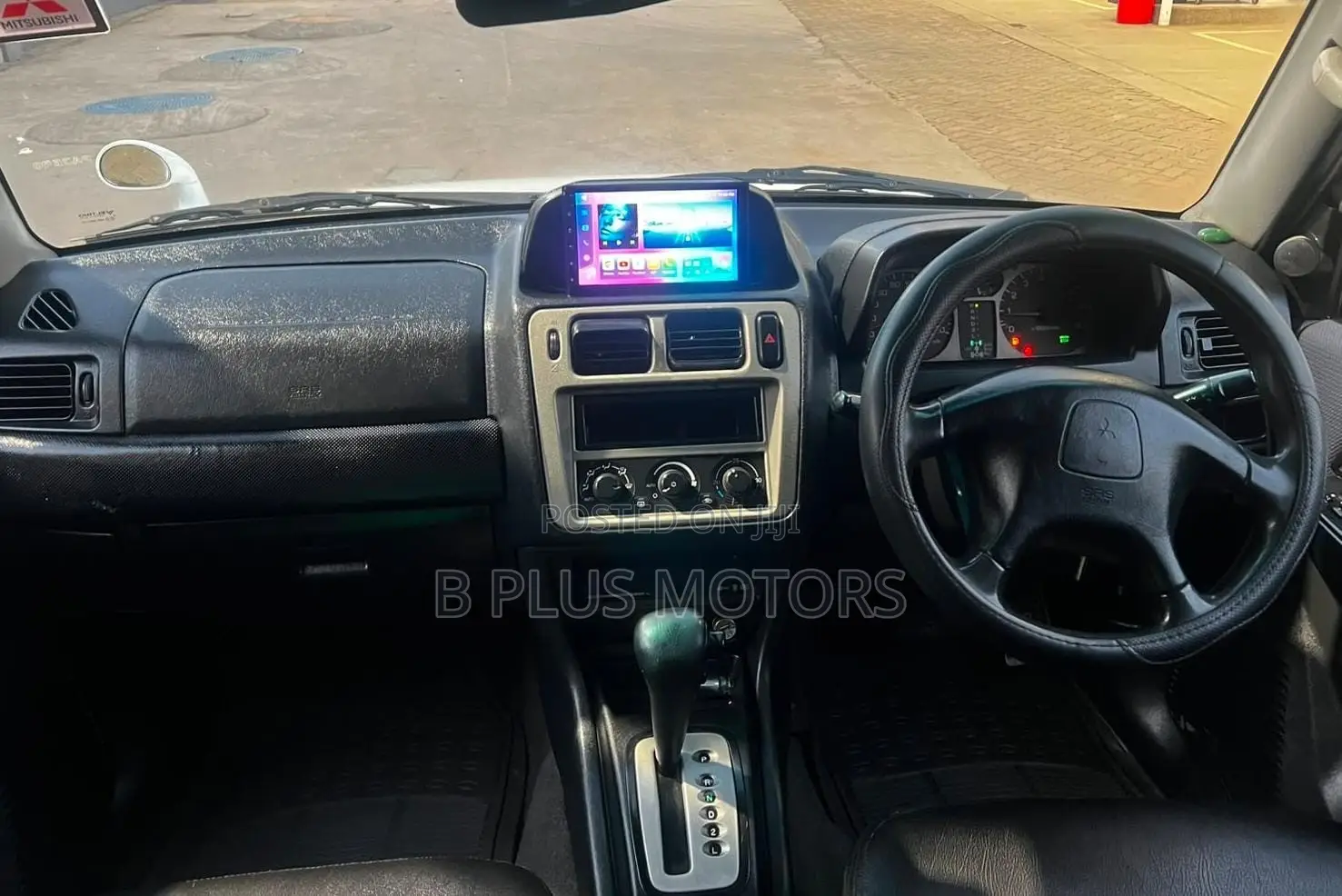 Mitsubishi Pajero 2006 White