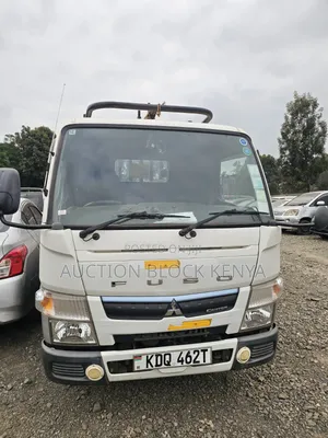 Mitsubishi Canter 2017 White