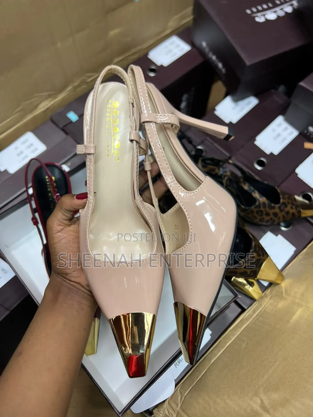Bigtree Pointed Heels* Size:*36-40*(3inches)