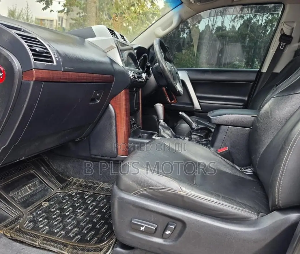 Toyota Land Cruiser Prado 2014 White