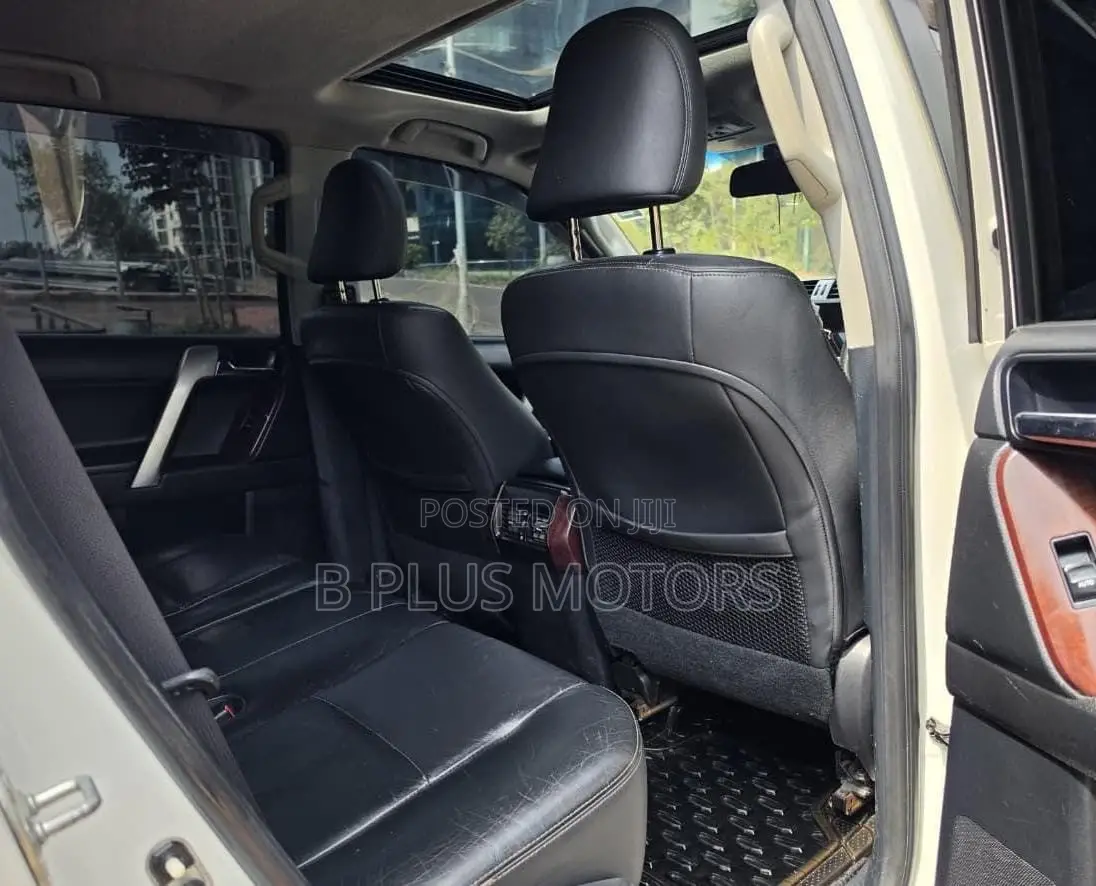 Toyota Land Cruiser Prado 2014 White