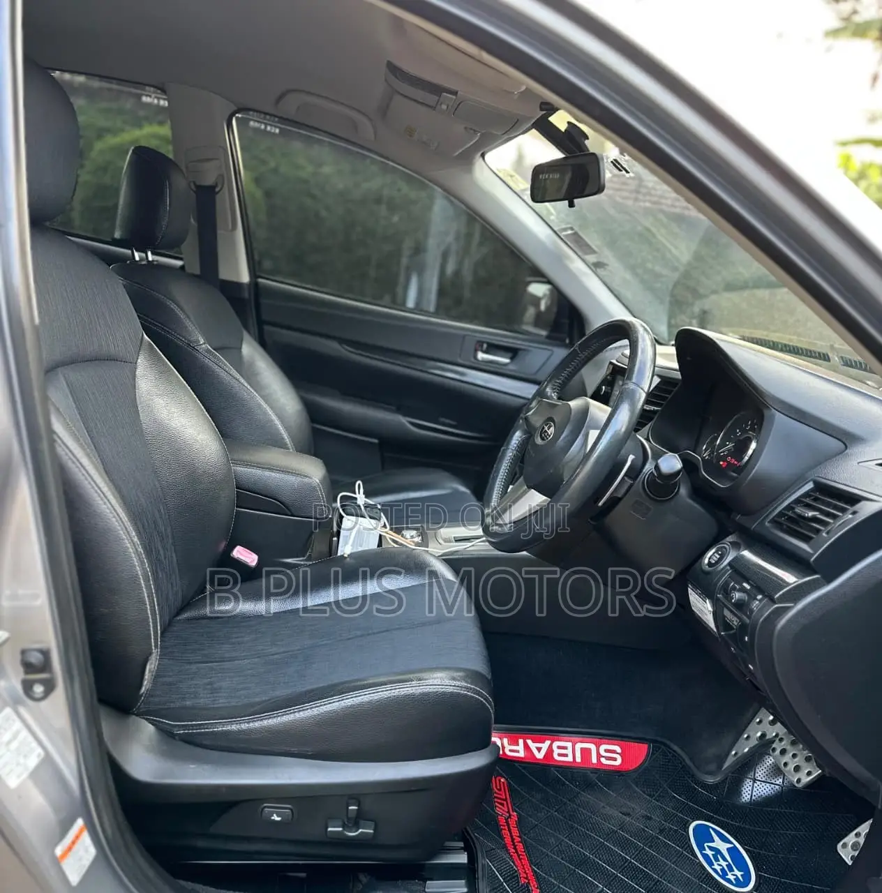 Subaru Legacy 2011 Silver