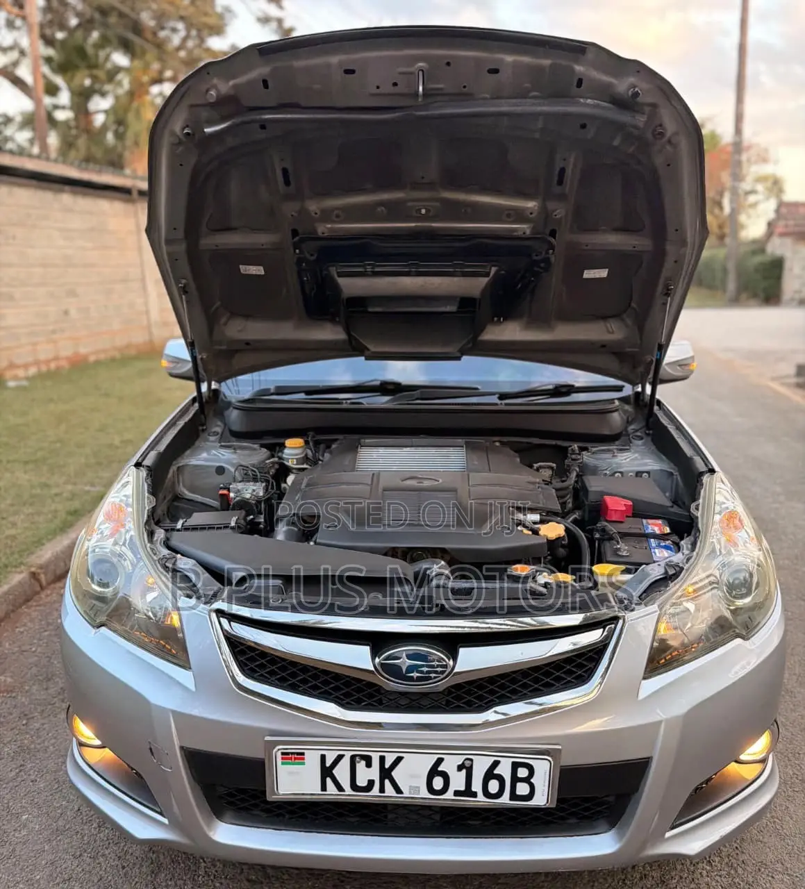 Subaru Legacy 2011 Silver