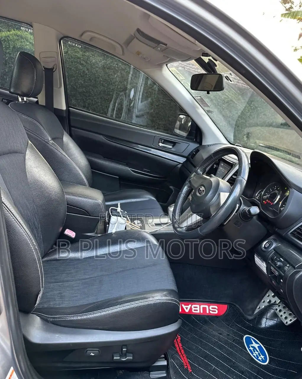 Subaru Legacy 2011 Silver