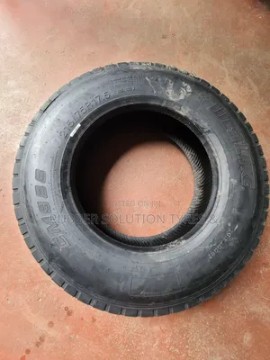 215 /75 R17.5 Westlake Tires 16pr Cm988 Regroverble
