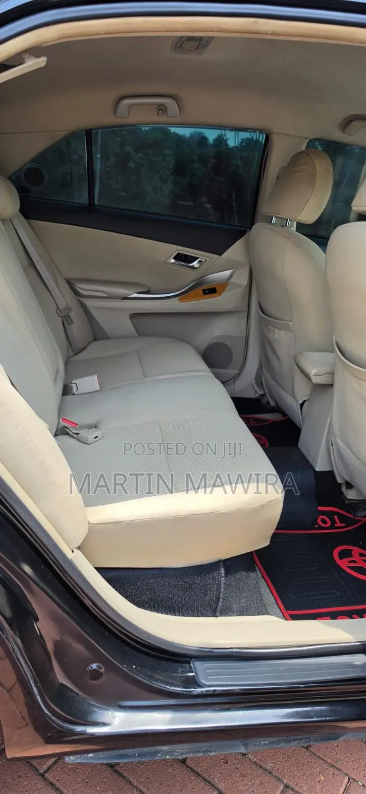 Toyota Premio 2015 Black