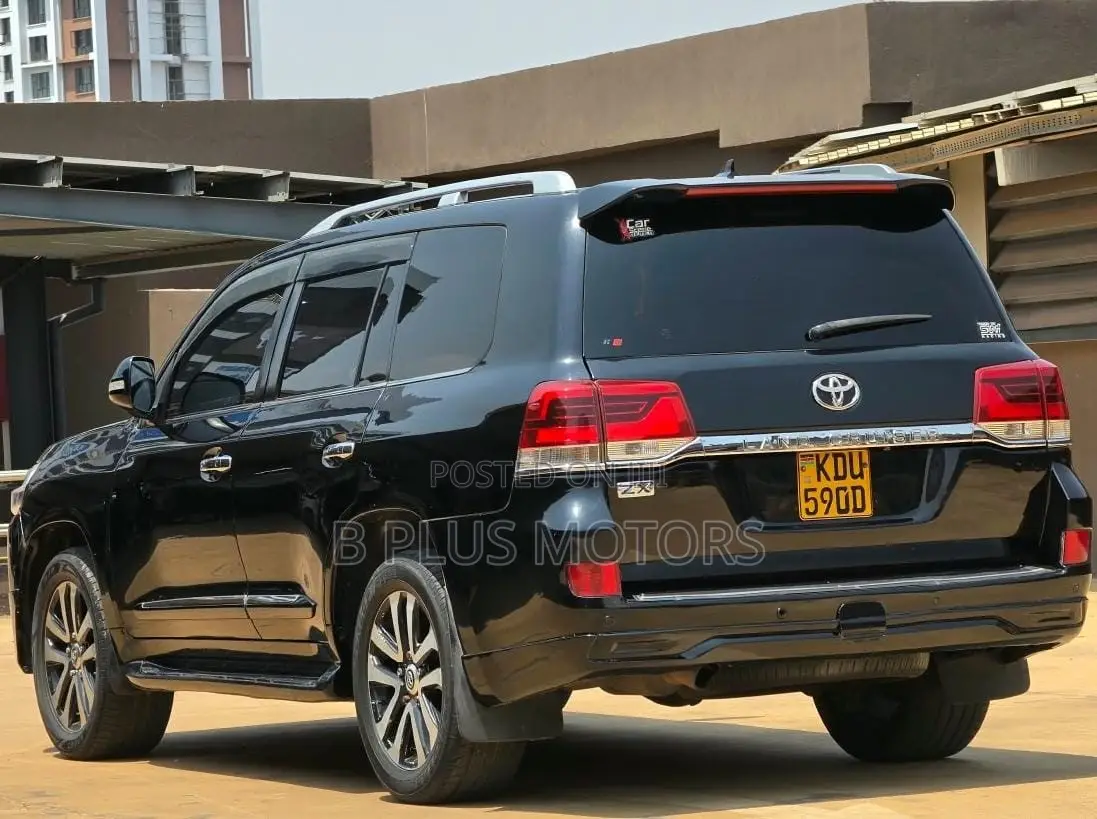 Toyota Land Cruiser 2011 Black