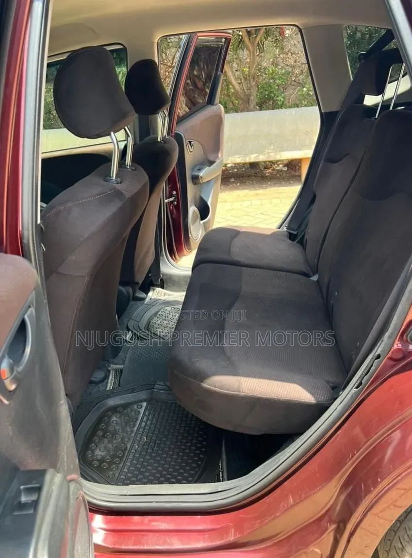 Honda Fit 2011 Brown