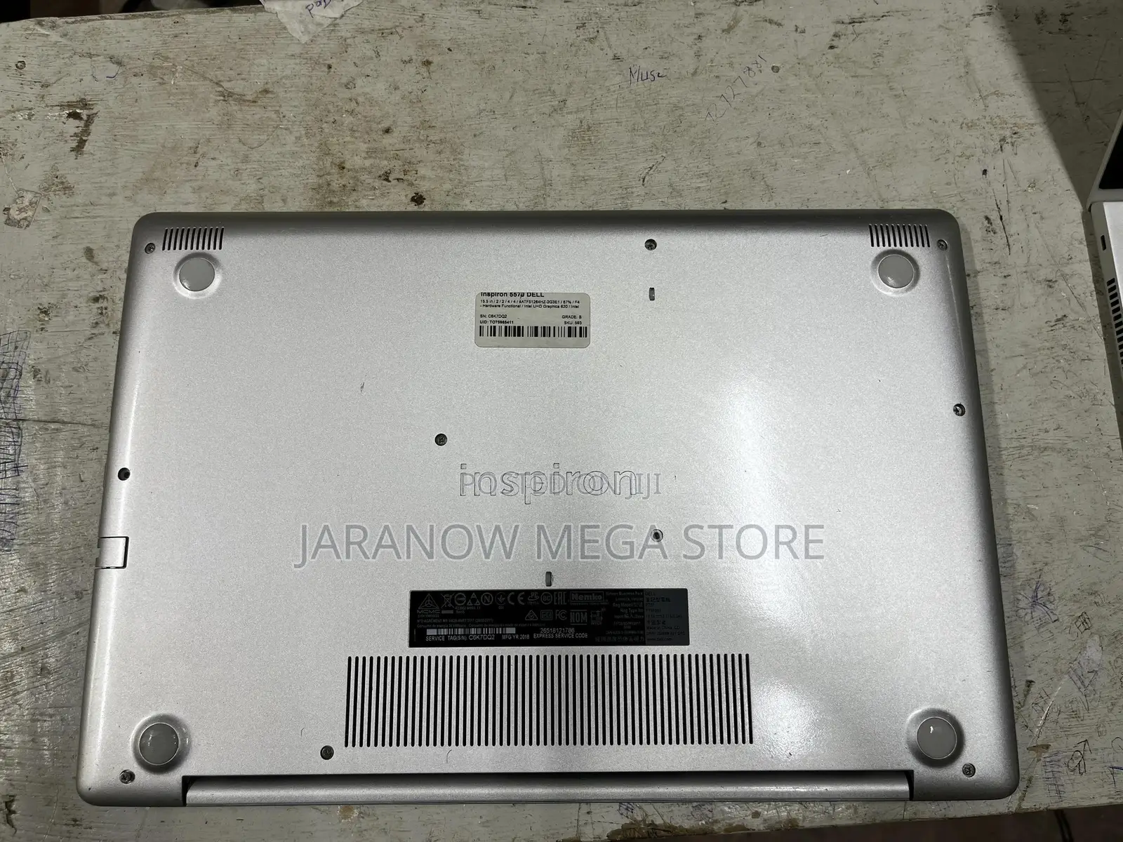 Laptop Dell Inspiron 5565 4GB Intel Core i3 HDD+SSD 1T